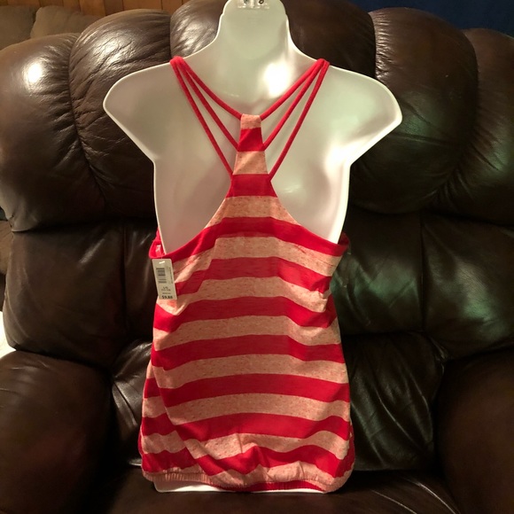 No Boundaries tank top - Picture 2 of 7